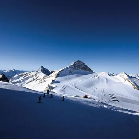 بيت ضيافة Gastehaus Hochtirol *